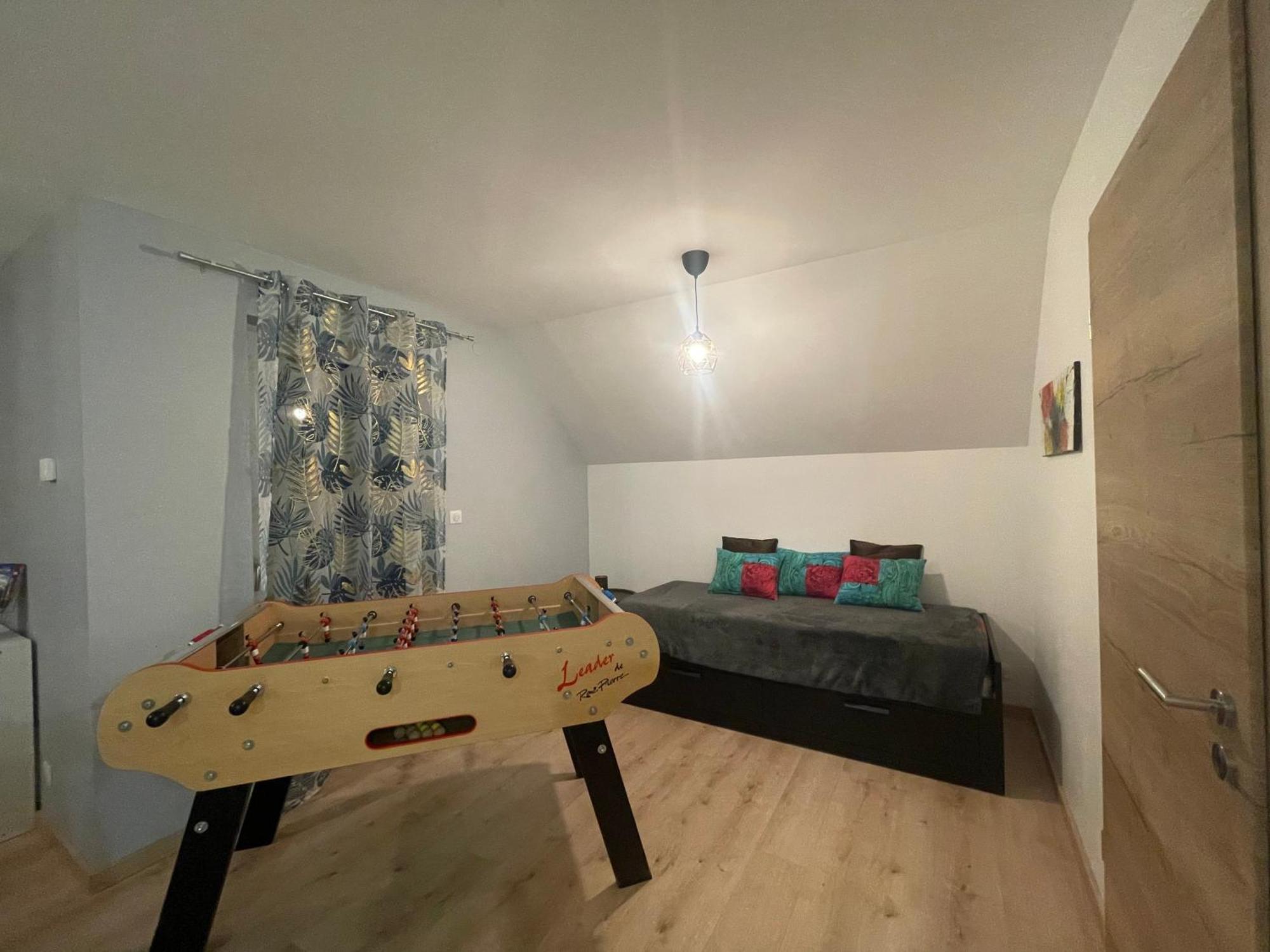 Maison Spacieuse Et Moderne Strasbourg Ostwald Exteriör bild