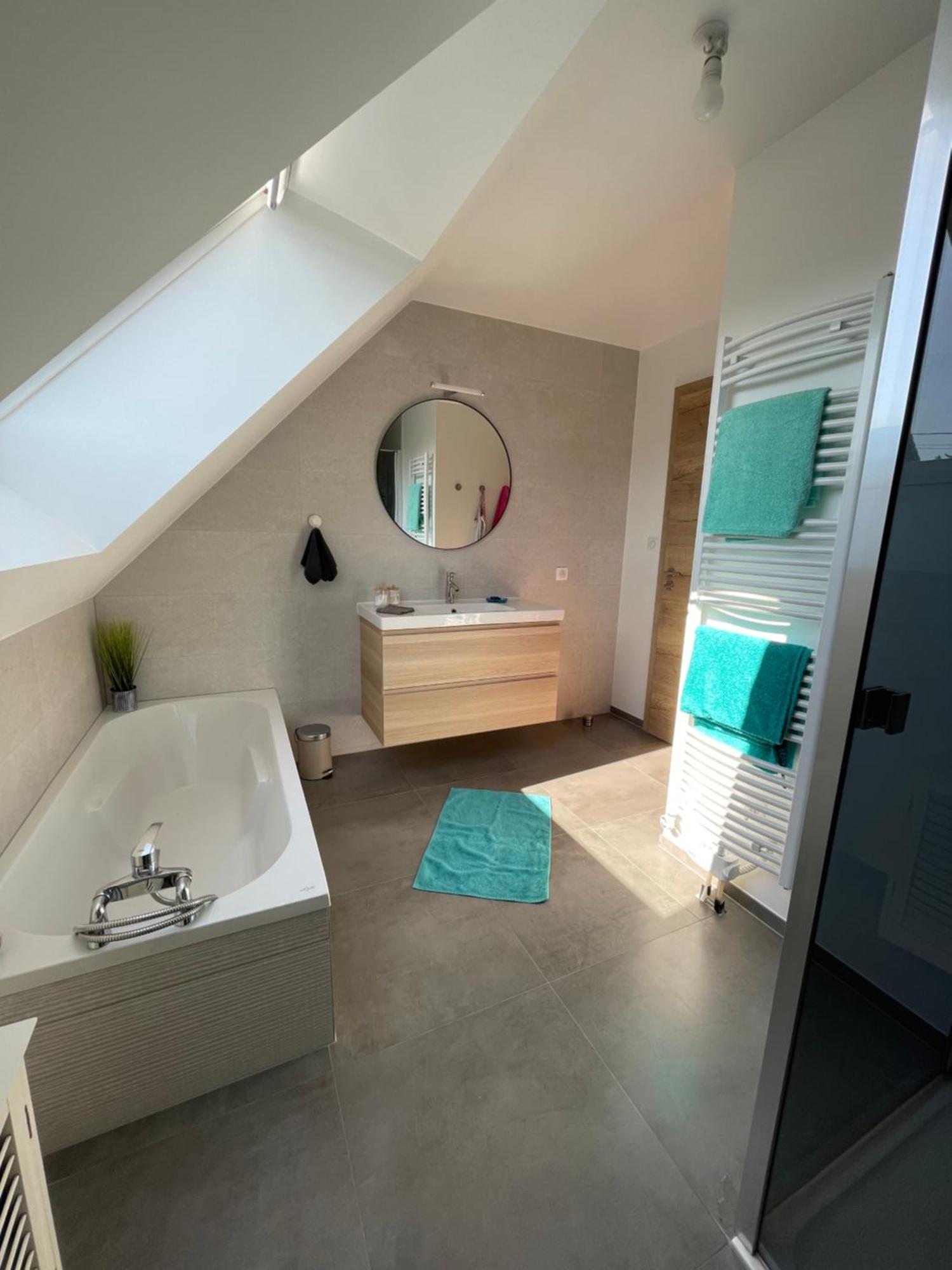 Maison Spacieuse Et Moderne Strasbourg Ostwald Exteriör bild